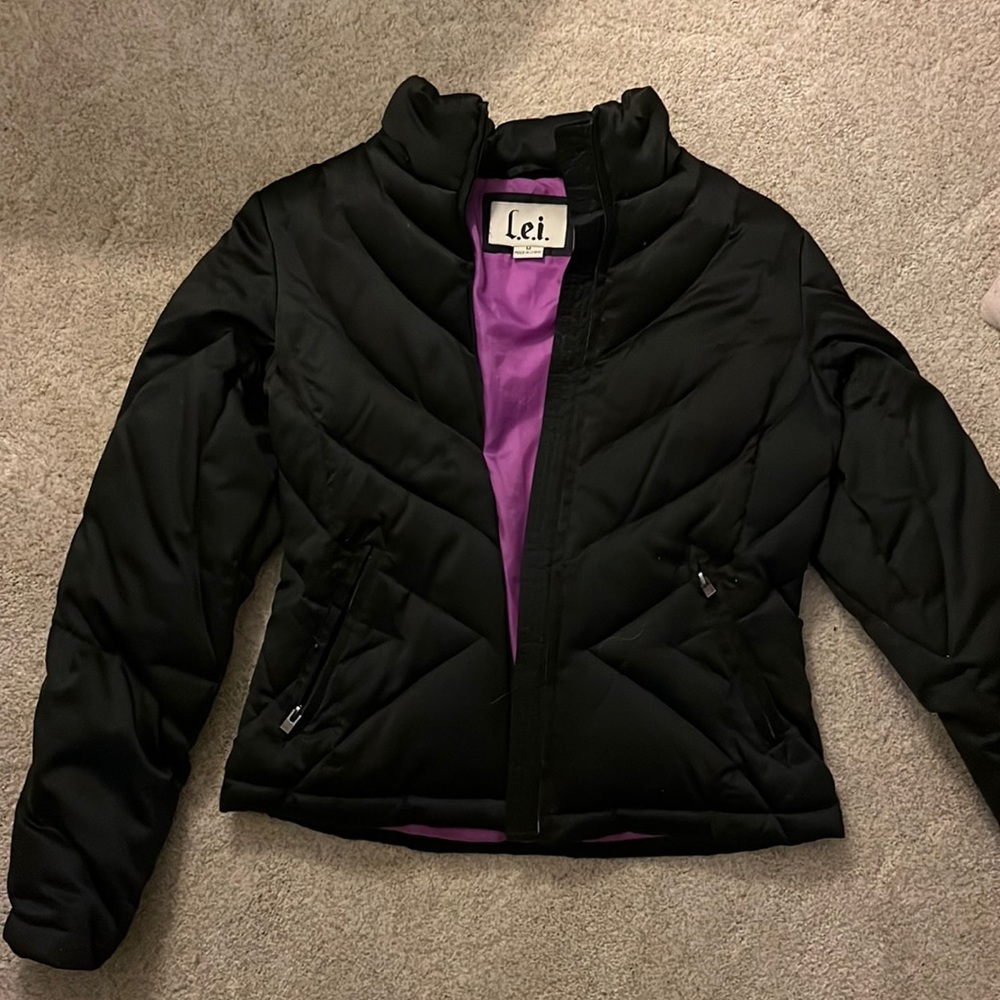 l.e.i. Puffer jacket